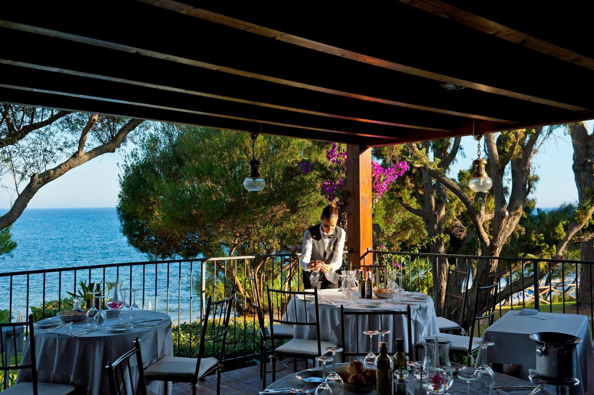 Santa Margherita di Pula Morus Relais酒店