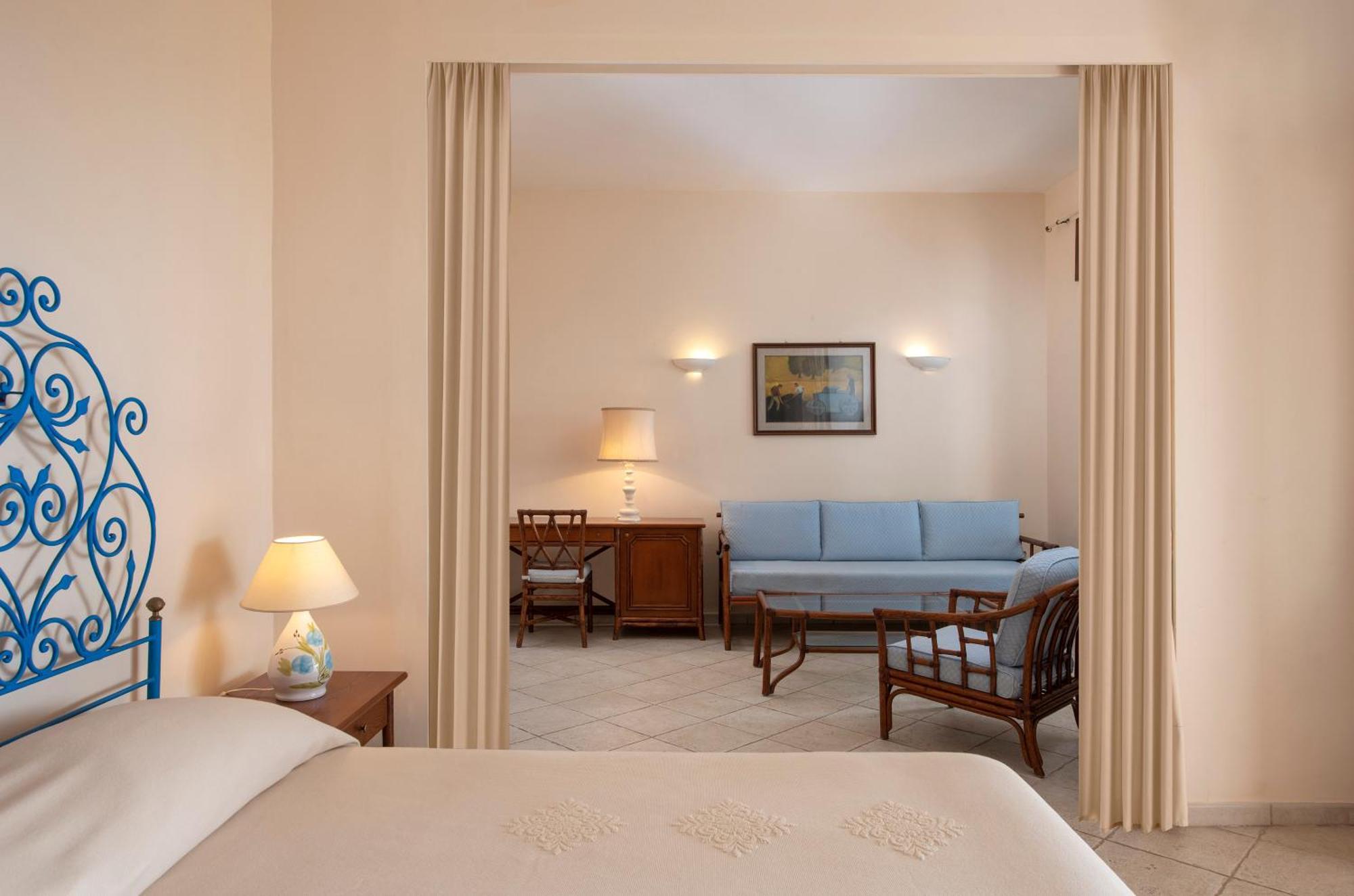 Hotel Luna Sardinia 4*